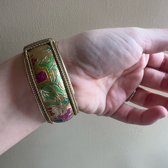 Elegant Gold and Multicolor Elephant Hinge Bangle - Picture 6 of 8
